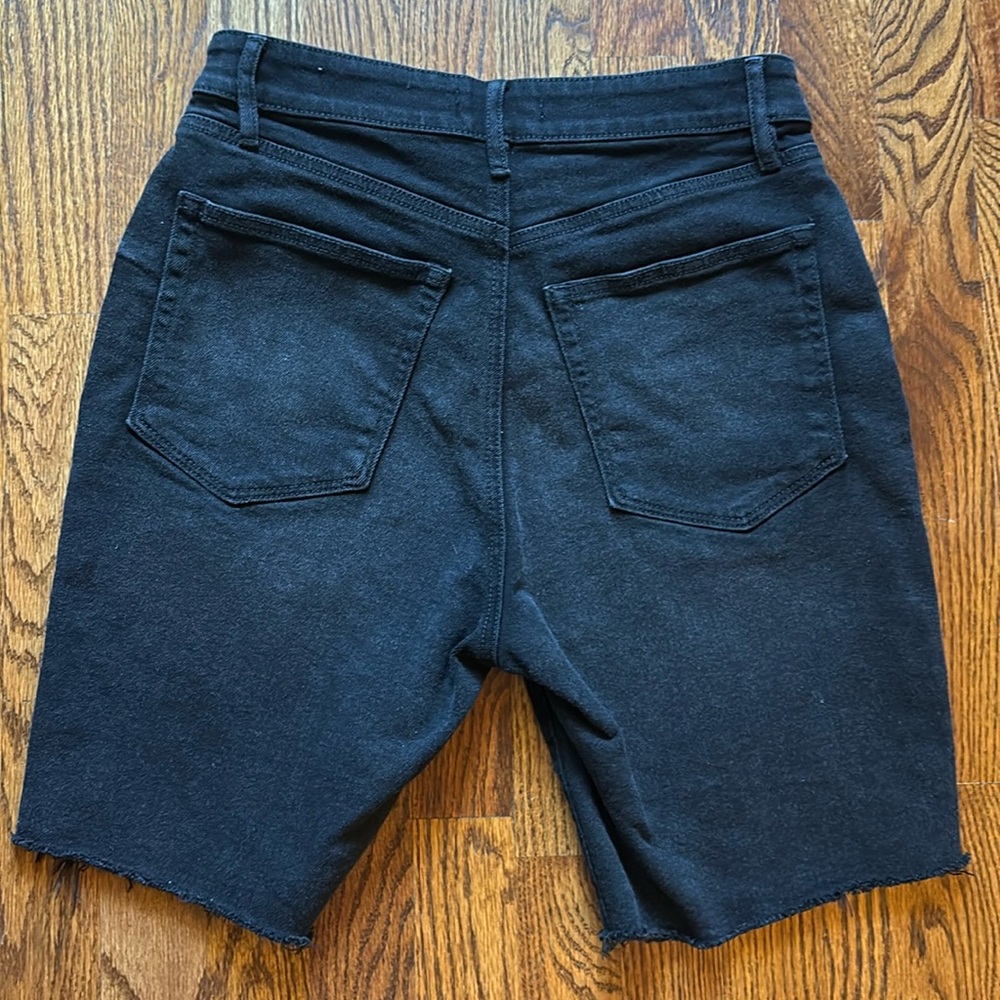 Loft black frayed hem high waist denim shorts, size 6 - Picture 4 of 6